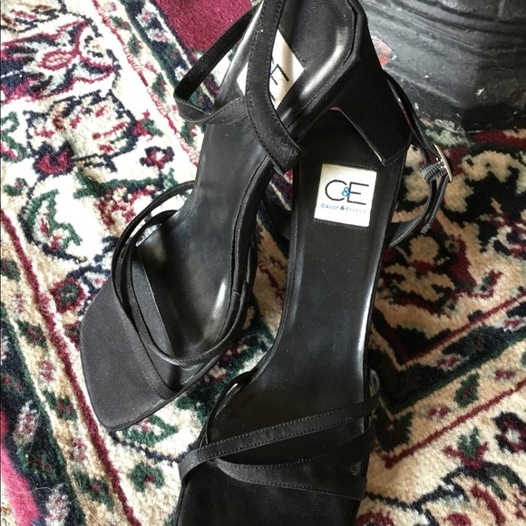 Cause and Effect Black Strap Sandal 🔴 - Picture 6 of 6